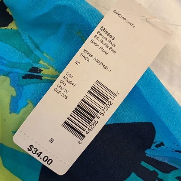 NWT Apostrophe Print Top Blouse Sleeveless size S - Picture 8 of 10